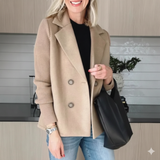 Marie - Élégance intemporelle dans un manteau