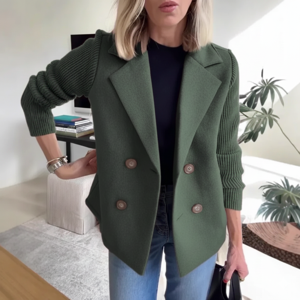 Marie - Élégance intemporelle dans un manteau