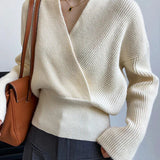 Nuria - Pull Croisé Élégant