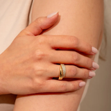 Lumière – Bague élégante em or sertie de pierres brillantes (1 + 1 GRATUIT)